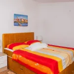 Cozy In Cista Velika With Wifi