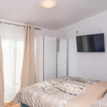 Cozy In Cista Velika With Wifi Nyaraló