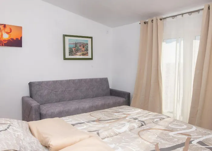 Cozy In Cista Velika With Wifi * Velika Cista (Sibenik-Knin)