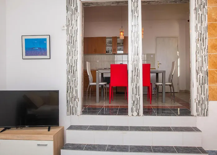 Cozy In Cista Velika With Wifi *