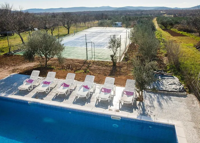 בית נופש Cozy In Cista Velika With Wifi *